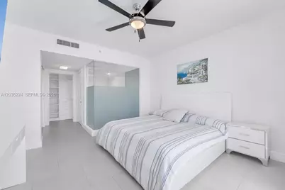 92 SW 3rd St #3611, Miami, FL 33130 - Photo 13