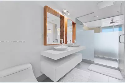 92 SW 3rd St #3611, Miami, FL 33130 - Photo 15