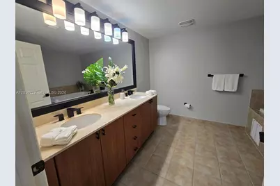 888 S Douglas Rd #605, Coral Gables, FL 33134 - Photo 9