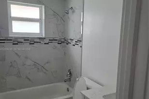 3421 NE 5th Ave, Pompano Beach, FL 33064 - Photo 9
