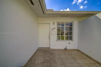 11250 SW 7th St, Sweetwater, FL 33174 - Photo 3