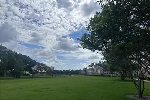10132 NW 7th St, Miami, FL 33172 - Photo 25