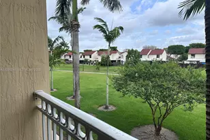 10132 NW 7th St, Miami, FL 33172 - Photo 21