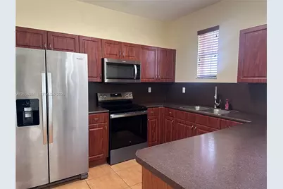 10132 NW 7th St #208, Miami, FL 33172 - Photo 5