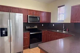 10132 NW 7th St, Miami, FL 33172 - Photo 5