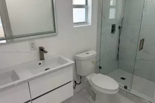6391 SW 39th St, Miami, FL 33155 - Photo 9