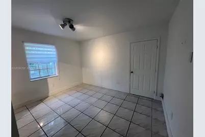 3244 SW 3rd St #L, Miami, FL 33135 - Photo 5