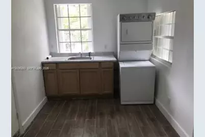 3244 SW 3rd St #L, Miami, FL 33135 - Photo 3