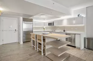 102 24th St, Miami Beach, FL 33139 - Photo 15