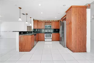 15241 SW 150th St, Miami, FL 33196 - Photo 9