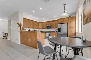 2925 NW 126th Ave, Sunrise, FL 33323 - Photo 5