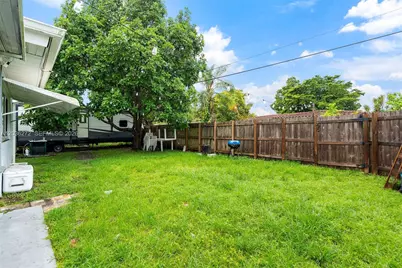 706 N 32nd Ct, Hollywood, FL 33021 - Photo 7