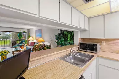 10155 NW 9th St Cir #4-202, Miami, FL 33172 - Photo 17
