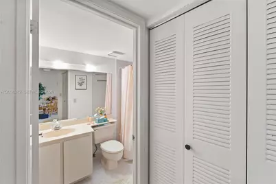 10155 NW 9th St Cir #4-202, Miami, FL 33172 - Photo 21