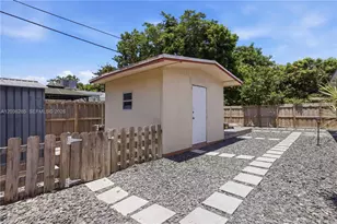 6105 Fletcher St, Hollywood, FL 33023 - Photo 15