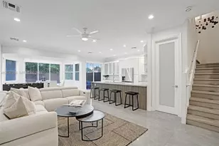 453 SW 5th Ave, Fort Lauderdale, FL 33315 - Photo 13