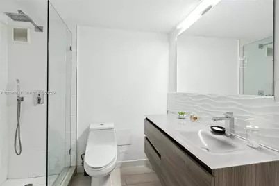 1000 West Ave #307, Miami Beach, FL 33139 - Photo 9