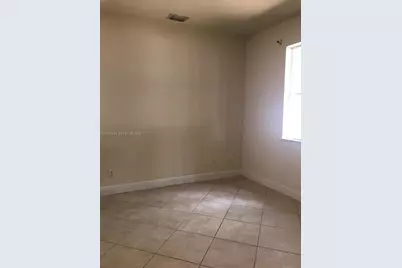 4 SW 16th Ave, Homestead, FL 33030 - Photo 5