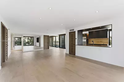 801 N Venetian Dr #308, Miami, FL 33139 - Photo 11