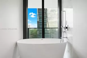 1451 Brickell Ave, Miami, FL 33131 - Photo 17
