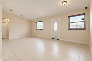 19103 SW 319th St, Homestead, FL 33030 - Photo 7