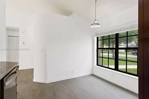 5124 NW 51st Terrace, Coconut Creek, FL 33073 - Photo 9