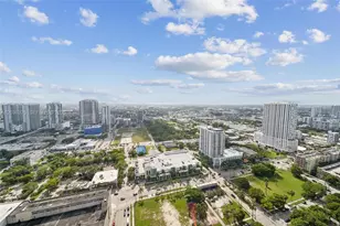 1750 N Bayshore Dr, Miami, FL 33132 - Photo 9