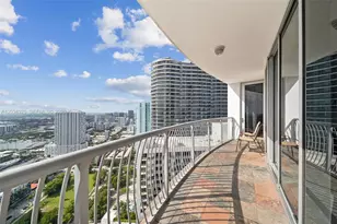1750 N Bayshore Dr, Miami, FL 33132 - Photo 5