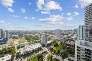 1750 N Bayshore Dr, Miami, FL 33132 - Photo 11
