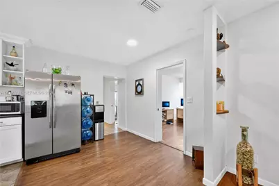 2010 Lee Drive, Other City - In The State Of Florida, FL 33594 - Photo 15