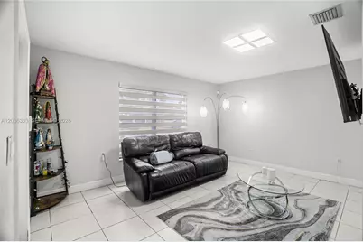 5412 NW 193rd Ln, Miami Gardens, FL 33055 - Photo 11