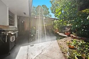 5120 SW 26th Ave, Dania Beach, FL 33312 - Photo 13