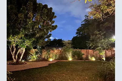 390 NE 127th St, North Miami, FL 33161 - Photo 43