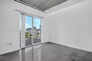 10 SW South River Dr, Miami, FL 33130 - Photo 7