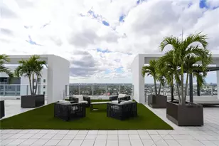 1010 SW 2nd Ave, Miami, FL 33130 - Photo 11