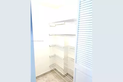 851 Three Islands Blv #414, Hallandale Beach, FL 33009 - Photo 7