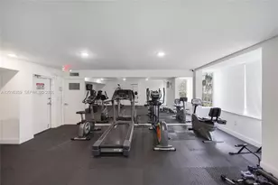 250 180th Dr, Sunny Isles Beach, FL 33160 - Photo 13