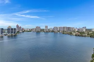 250 180th Dr, Sunny Isles Beach, FL 33160 - Photo 17