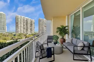 2475 Brickell Ave, Miami, FL 33129 - Photo 3