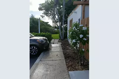 1700 SW 131st Place Cir S, Miami, FL 33175 - Photo 7