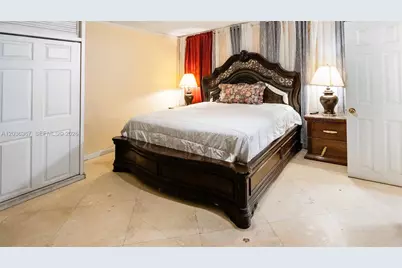 315 NW 124th St, North Miami, FL 33168 - Photo 13