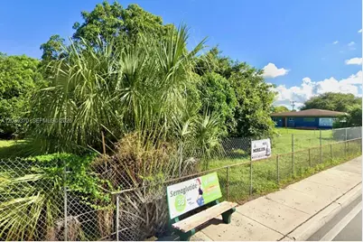 291 W 49th St, Hialeah, FL 33012 - Photo 5