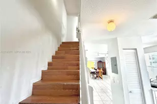 19500 SW 103rd Ct, Cutler Bay, FL 33157 - Photo 17