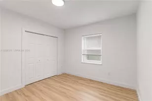 2530 SW 27th St, Miami, FL 33133 - Photo 7