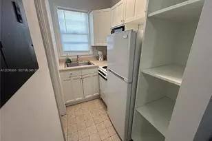 300 Sunset Dr, Fort Lauderdale, FL 33301 - Photo 5