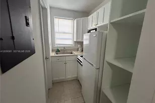 300 Sunset Dr, Fort Lauderdale, FL 33301 - Photo 7