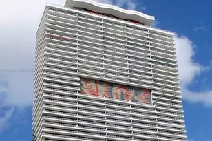 50 Biscayne Bl, Miami, FL 33132 - Photo 15