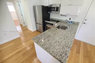 825 Michigan Ave, Miami Beach, FL 33139 - Photo 21