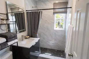 2847 Polk St, Hollywood, FL 33020 - Photo 9
