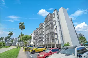 [Address not provided], Hallandale Beach, FL 33009 - Photo 7